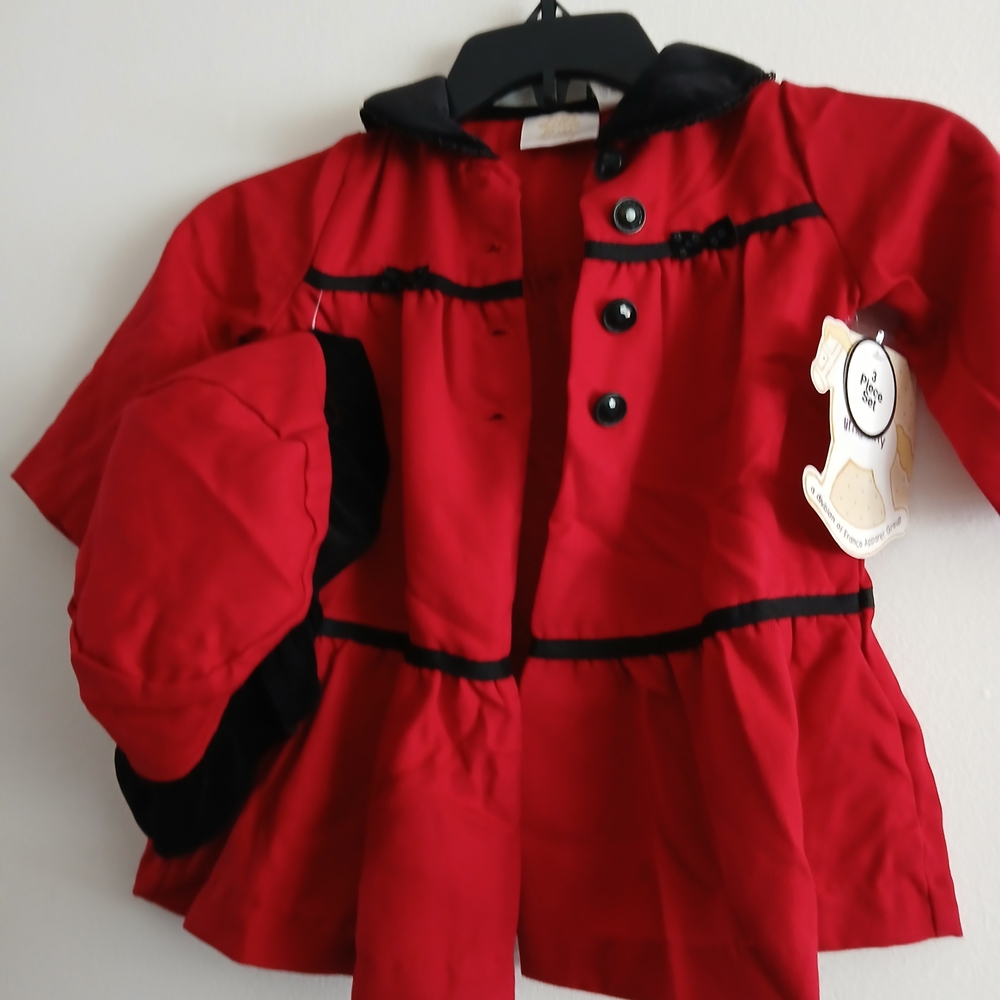 Littke Bitty Size 18 Months Red Kids Costume with Hat 3 Pieces New $25 - Picture 3 of 16